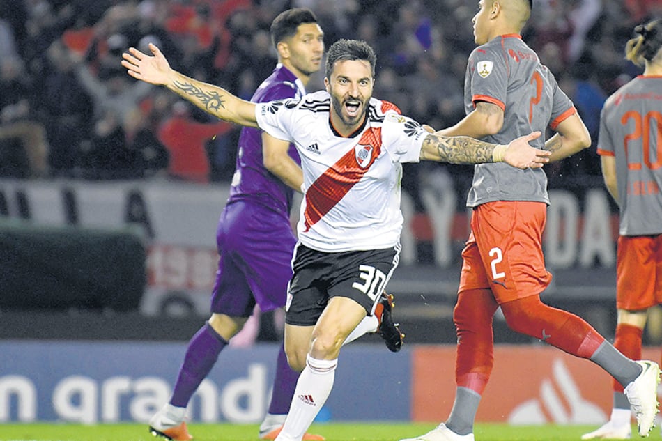 Scocco festeja la apertura del marcador, a los 47 minutos.