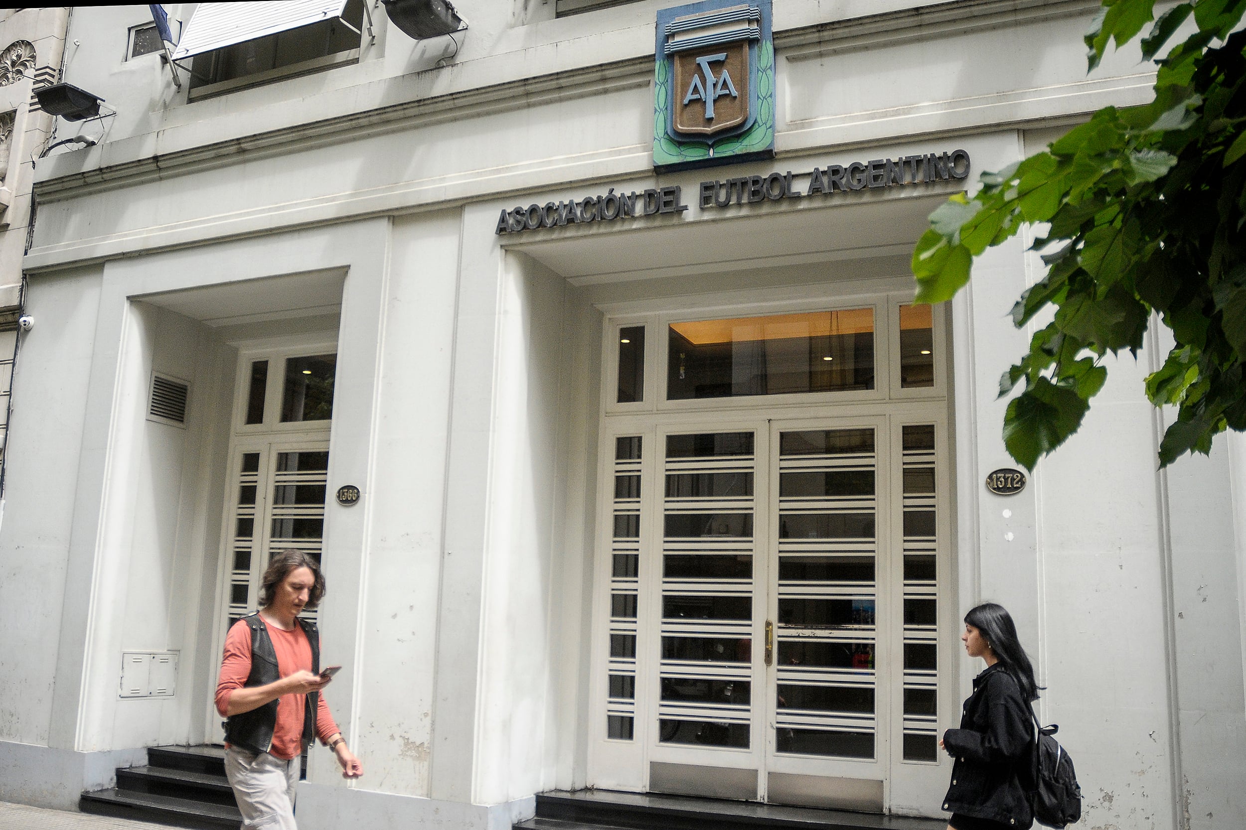 La AFA consiguió el apoyo de la FIFA y de la Conmebol en su lucha contra las SAD