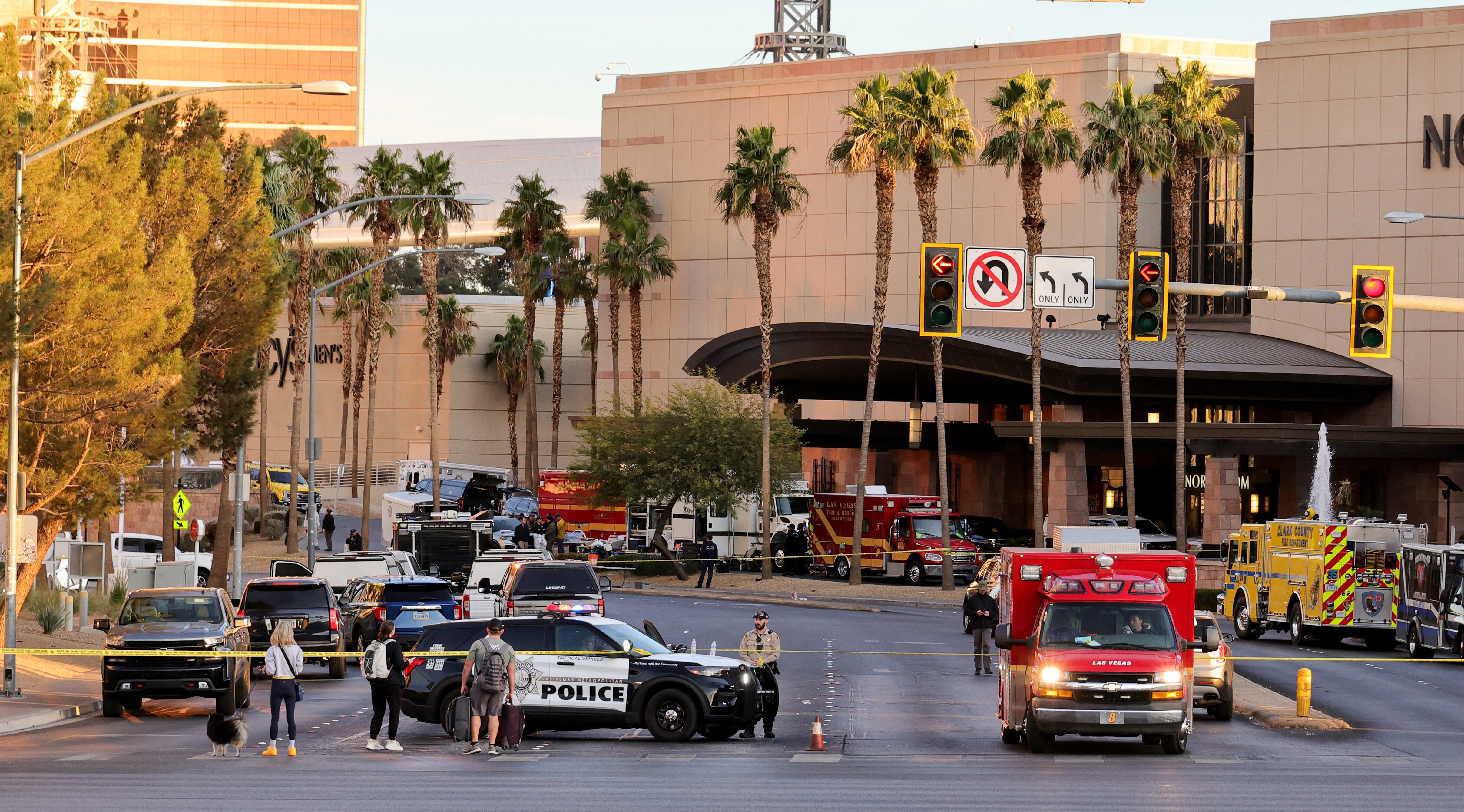 El Cybertruck de Tesla explotó frente a un hotel de Trump en Las Vegas