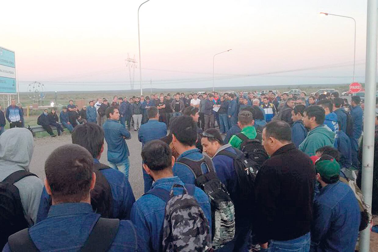 Los trabajadores de la planta se manifestaron en la ruta a comienzos de mes por el pago incompleto de sus sueldos.