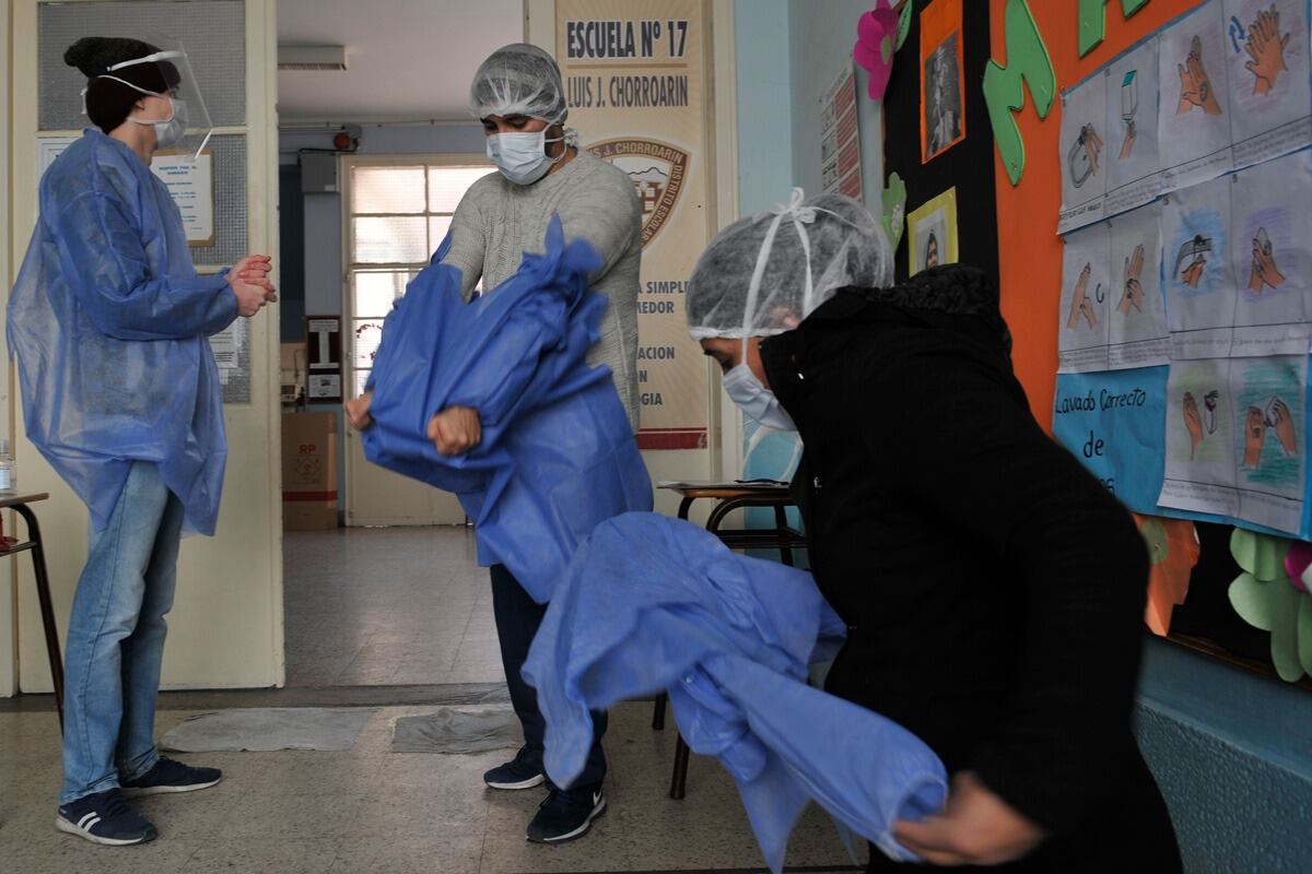 En las últimas horas se registraron 52 nuevas muertes por coronavirus en Argentina.