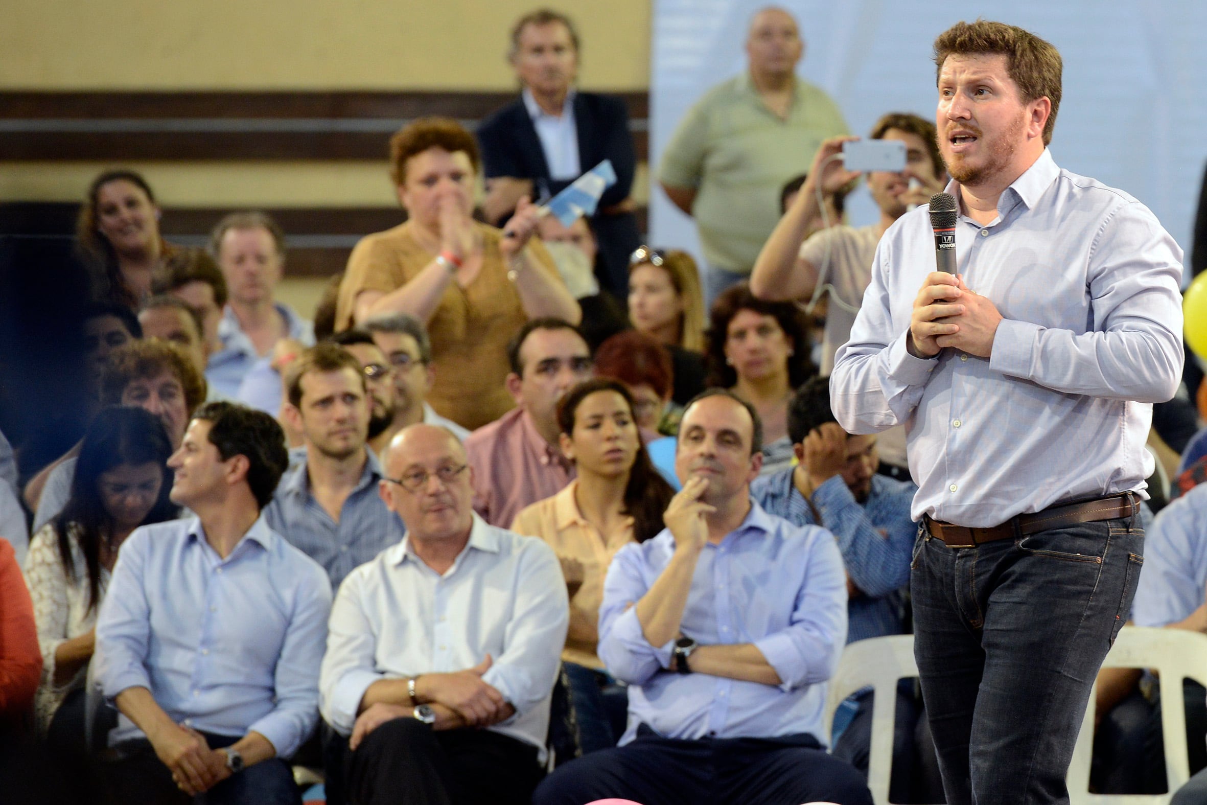 Angelini cree que "hay cosas más importantes" para debatir.