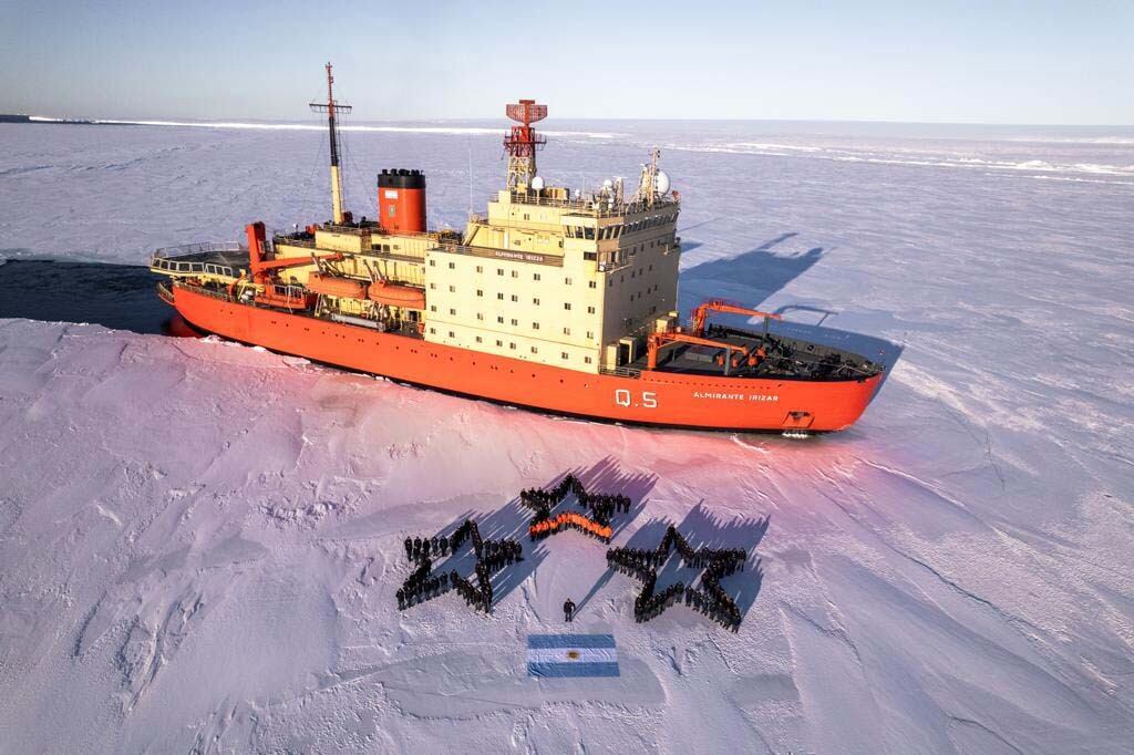 El homenaje a la Selección en la Base Antártica Belgrano II.