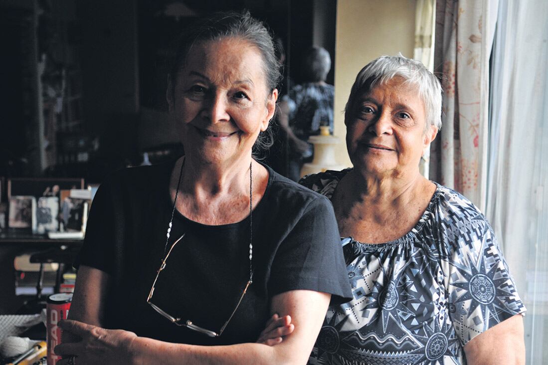 Sardi escribió la obra, que interpreta junto a Soria. Los roles masculinos son representados por actrices.