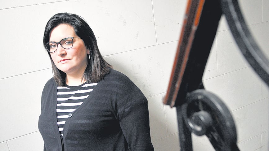 “El trabajo cambiará, se reducirán o eliminarán puestos por la automatización o por la inteligencia artificial”, afirma Zuazo.