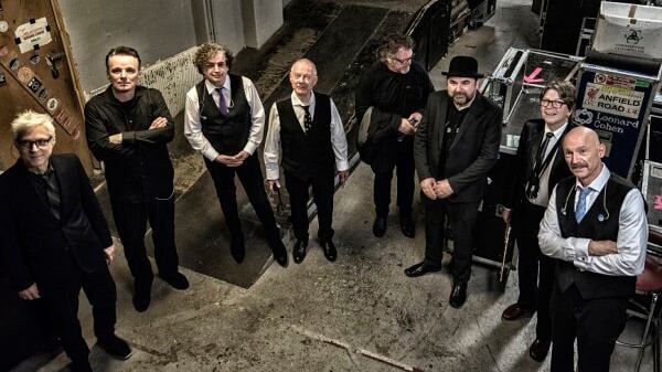 El King Crimson 2019 llegó a ser octeto, pero luego volvió a la formación de 7 músicos.  