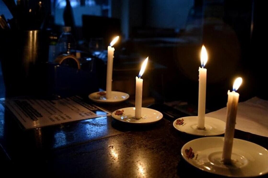 Las altas temperaturas que azotan al país en medio de la ola de calor llevaron la demanda eléctrica a un récord.