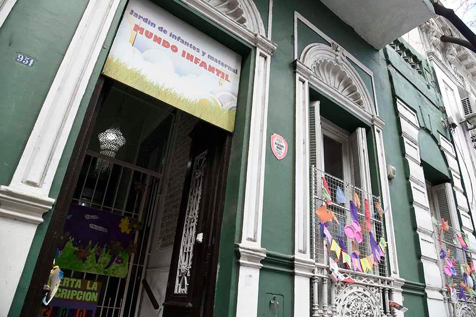 La fachada del ahora jardín cooperativo.