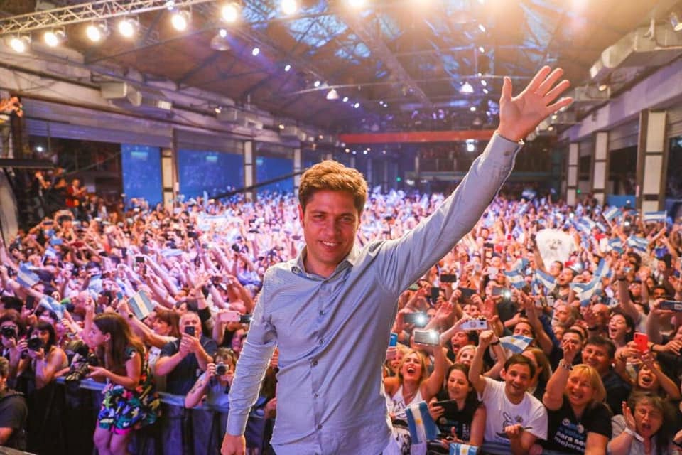 Kicillof se construyó como candidato recorriendo toda la provincia en auto desde 2016.