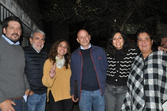 El peronismo, intervenido, va dividido en varios frentes