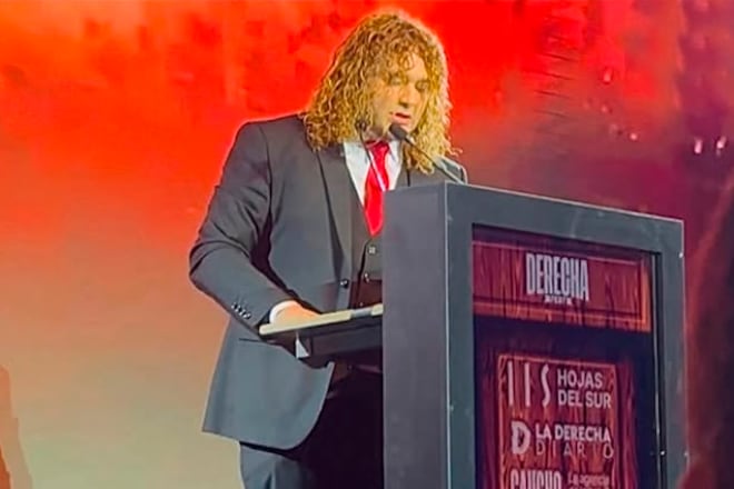 Rigoberto Hidalgo, el joven "filósofo cristiano" costarricense que participó en la Derecha Fest de Milei en Córdoba.