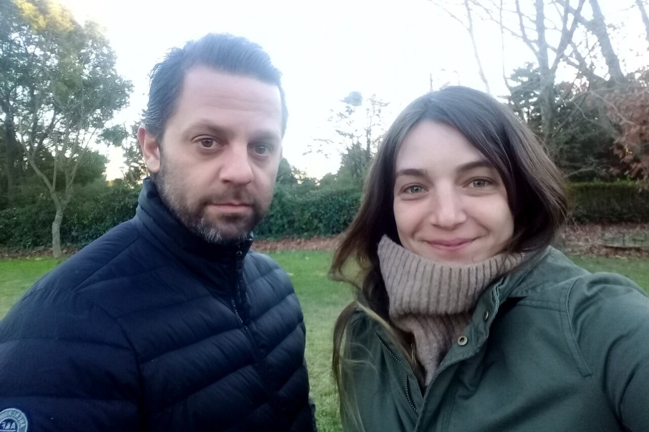 "Hay algunas marcaciones que tienen que responder a haber nacido y ser mujer en esos años", dicen los directores. 