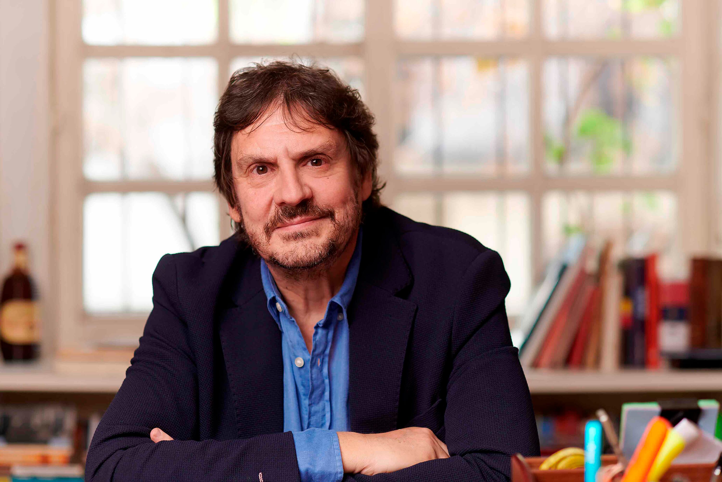 Pigna también está presentando un documental sobre Manuel Ugarte. 