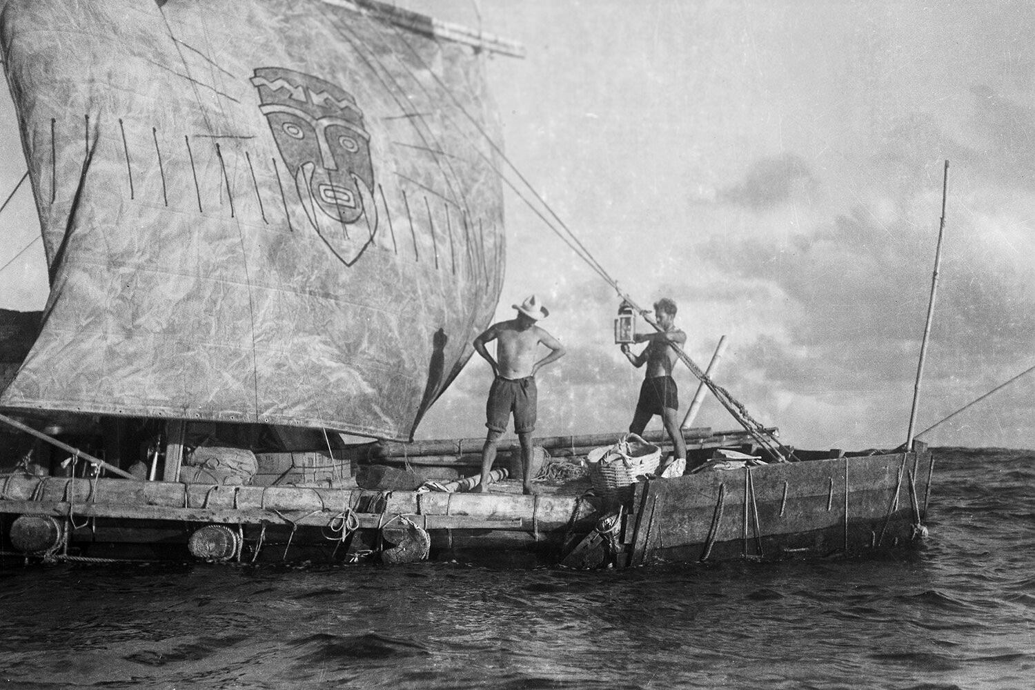 La Kon-Tiki salió de Perú el 28 de abril de 1947.