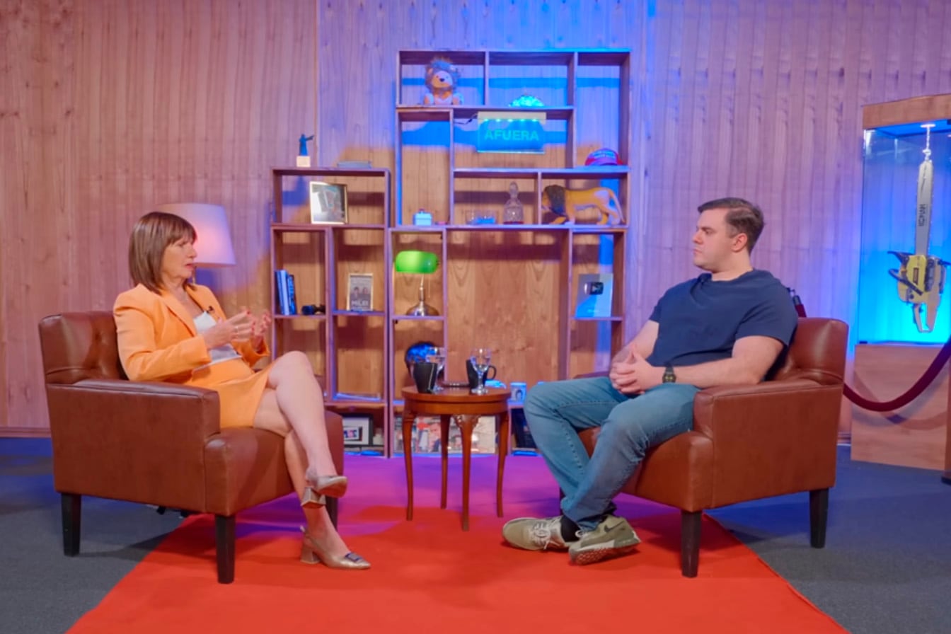 Patricia Bullrich a la cabeza de los defensores del Presidente.