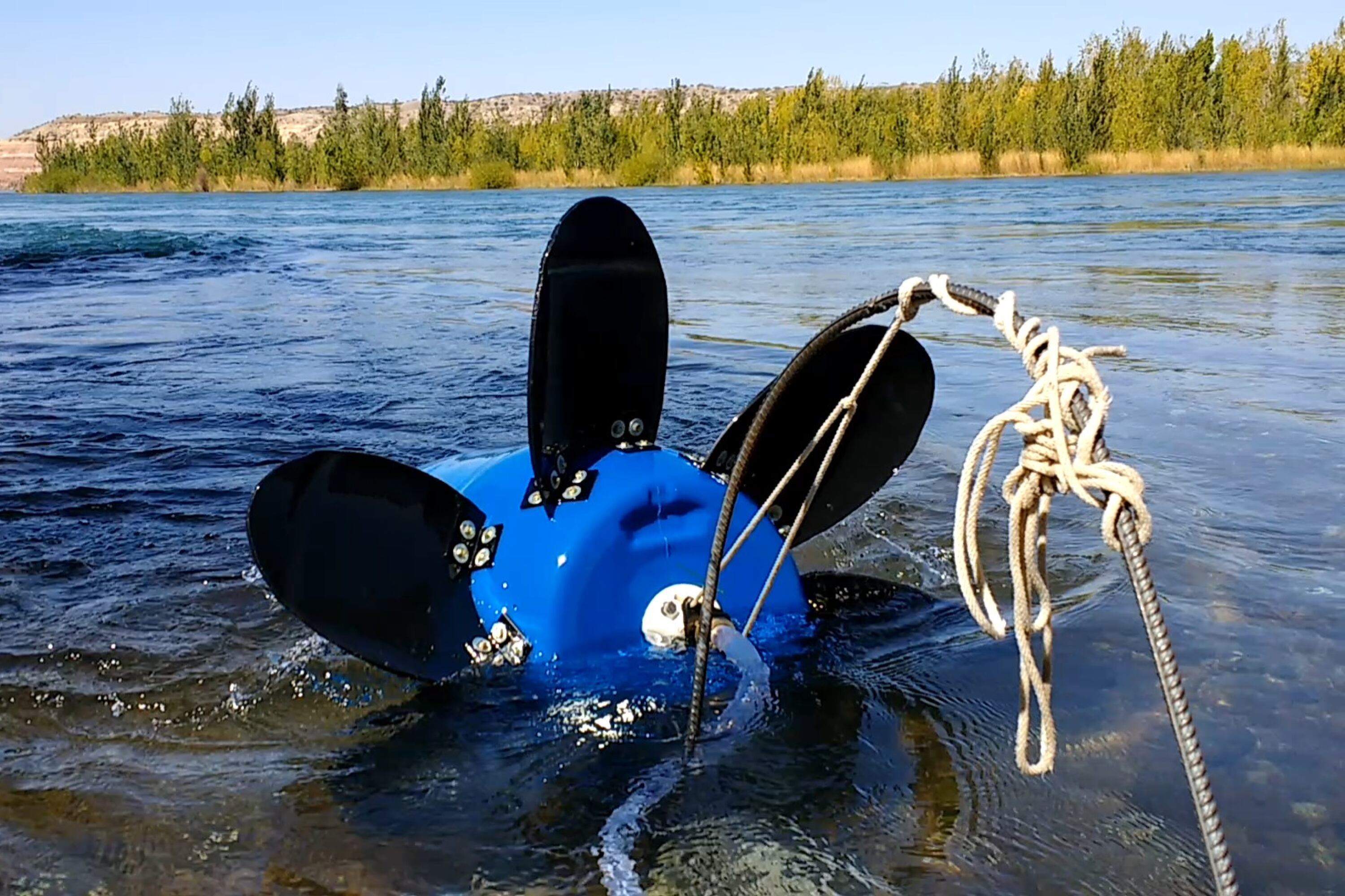 El dispositivo está pensado para pensado para poblaciones alejadas de la red eléctrica.