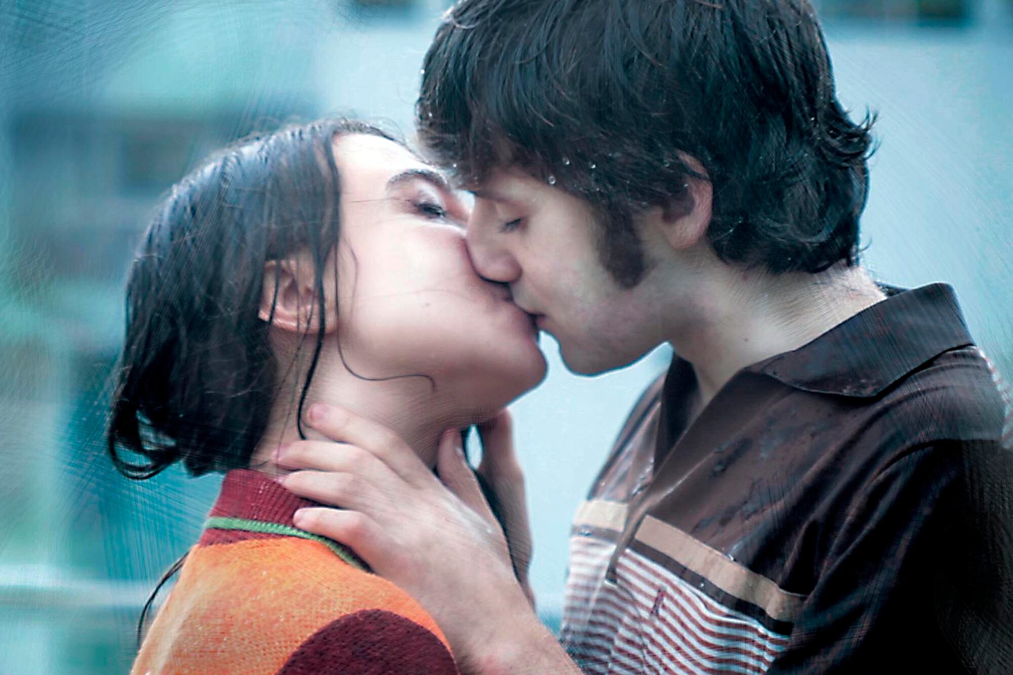 Una amistad contenida en recuerdos junto a la delineación de un hábil contexto.