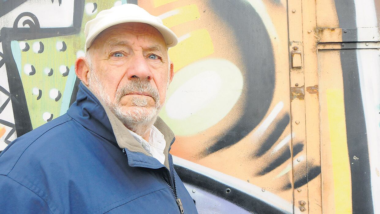 Briski montó un espectáculo que se puede ver los domingos en el teatro Calibán.