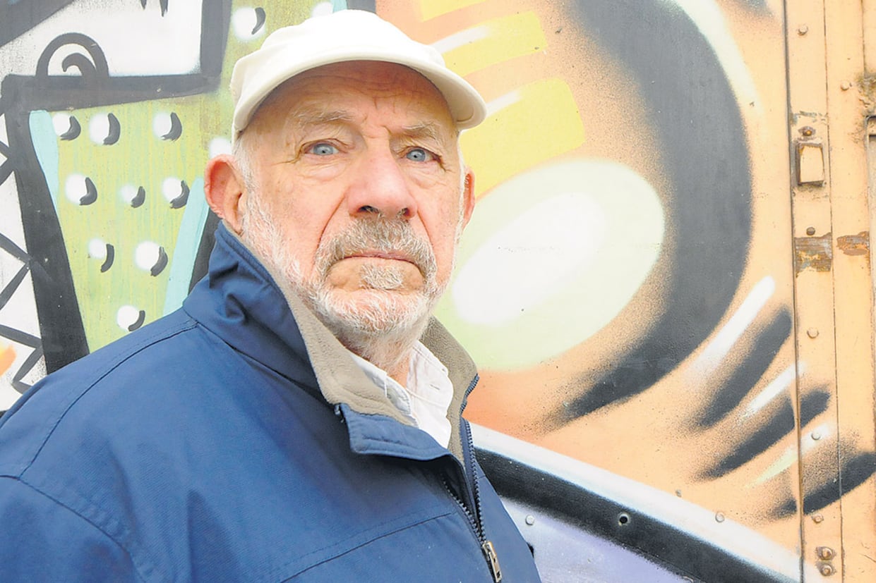 Briski montó un espectáculo que se puede ver los domingos en el teatro Calibán.