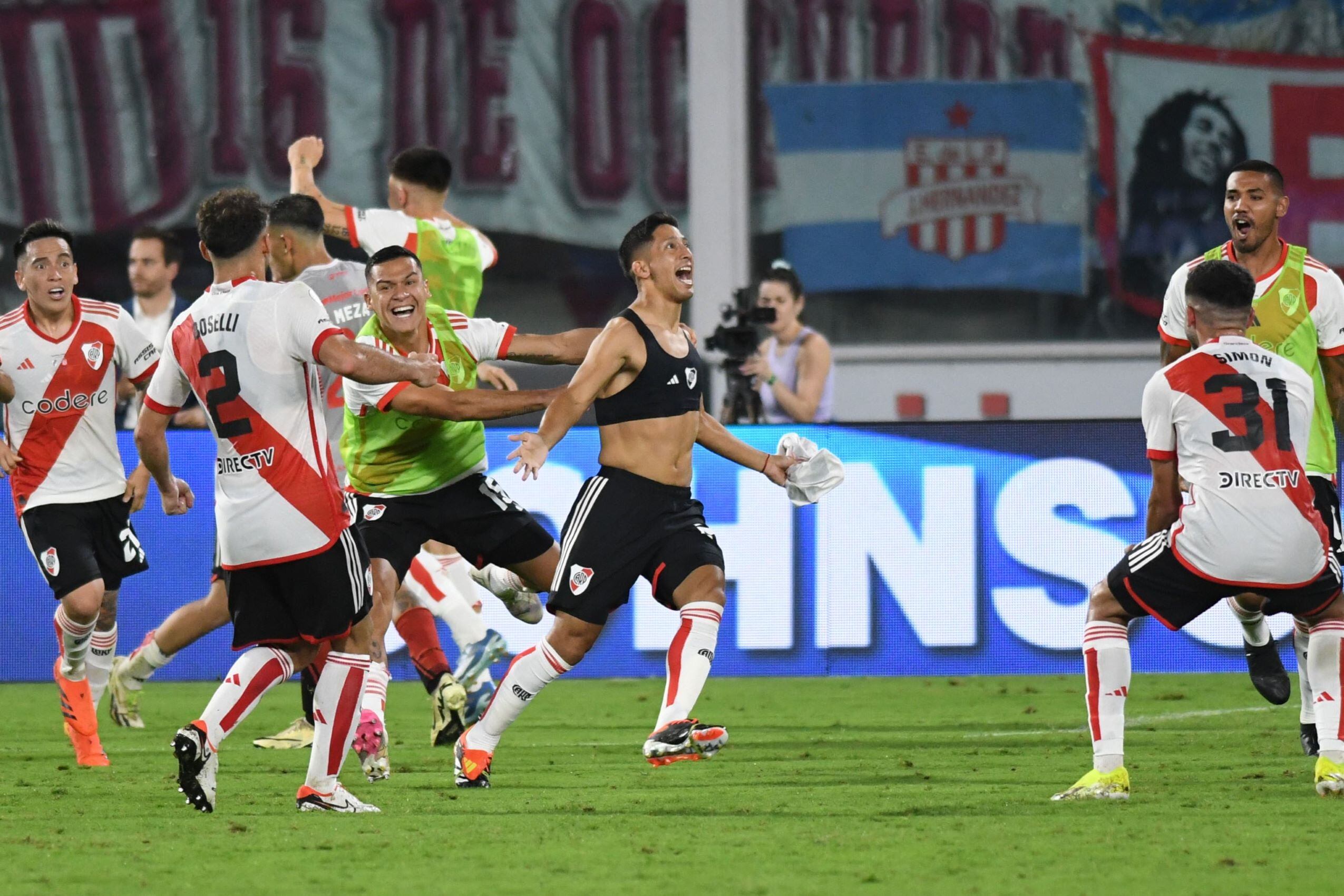 Aliendro convierte y desata la locura millonaria