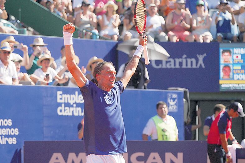 Dolgopolov festeja en el Buenos Aires Lawn Tennis. El ucraniano fue un justo ganador.