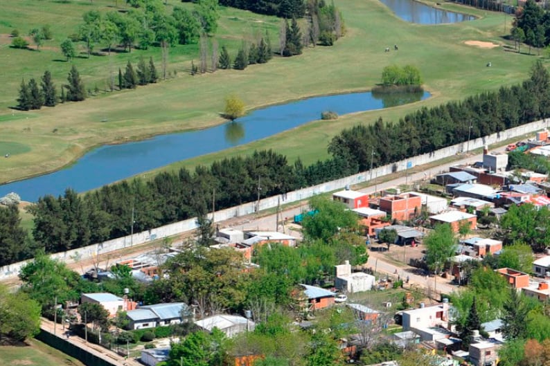 “La desigualdad, más que la pobreza misma, es una fuente de insatisfacción social, conflicto y violencia", decía Aldo Ferrer.