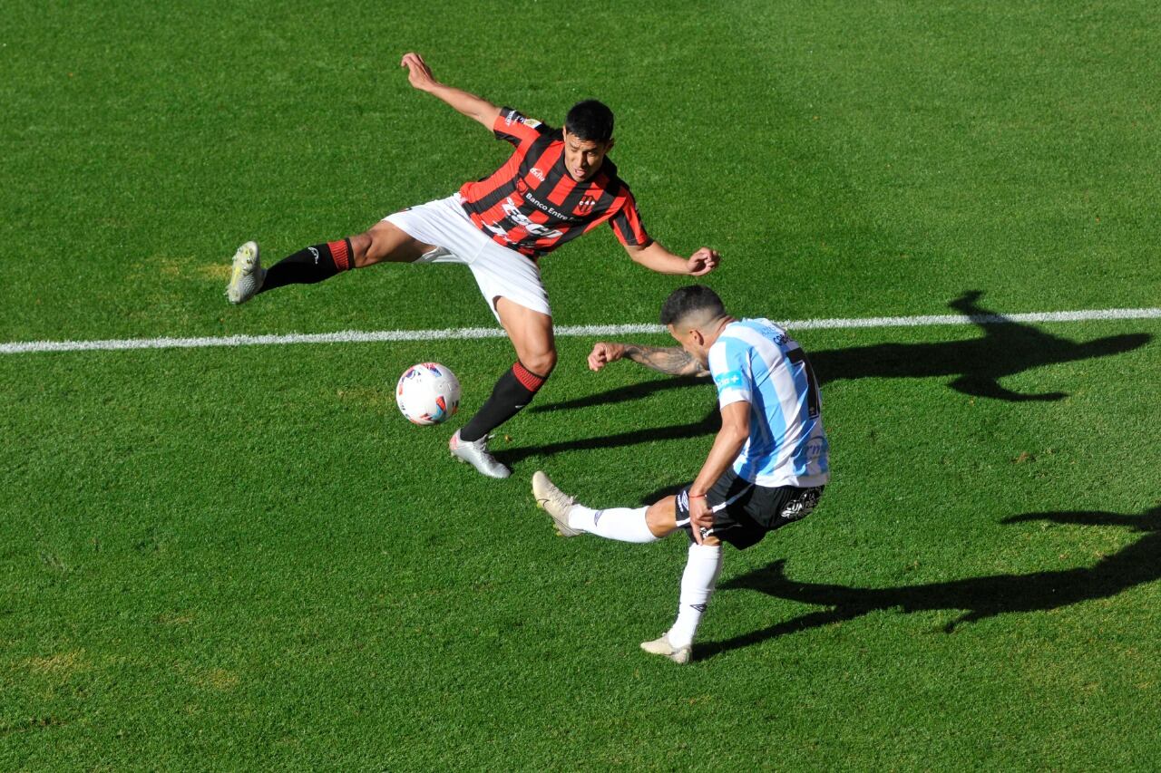 El encuentro tuvo pocos atractivos