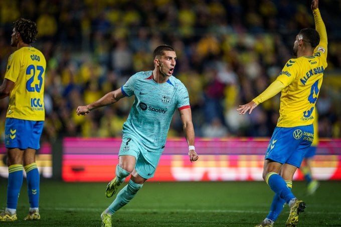 Ferrán Torres inició la remontada culé