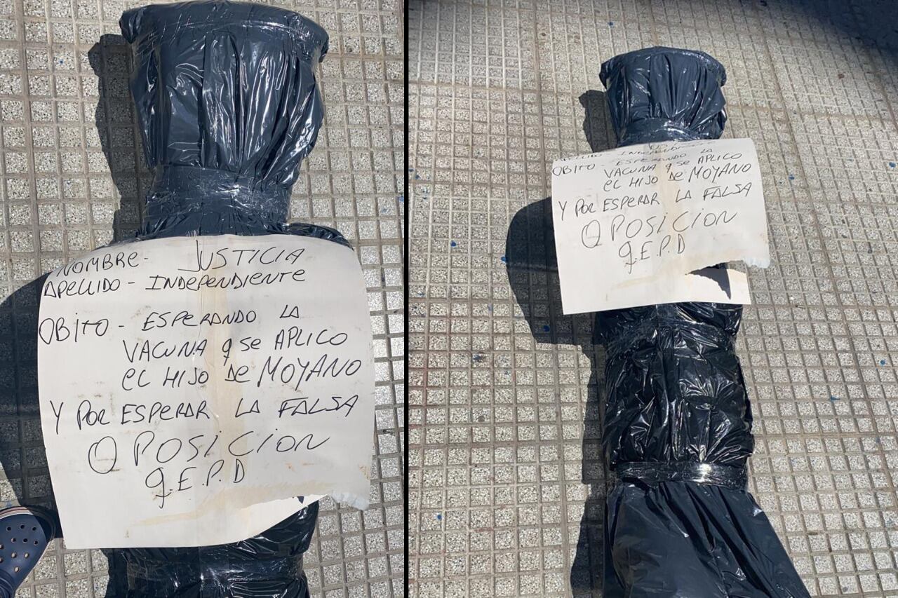 La bolsa arrojada tenía una leyenda similar a las que tenían las que se vieron en Plaza de Mayo. 