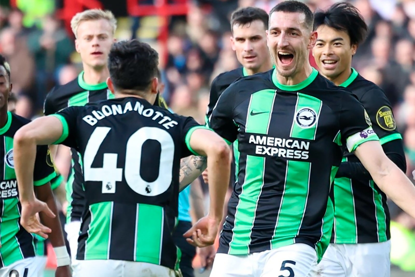 Buonanotte festeja el primero tanto de la goleada.