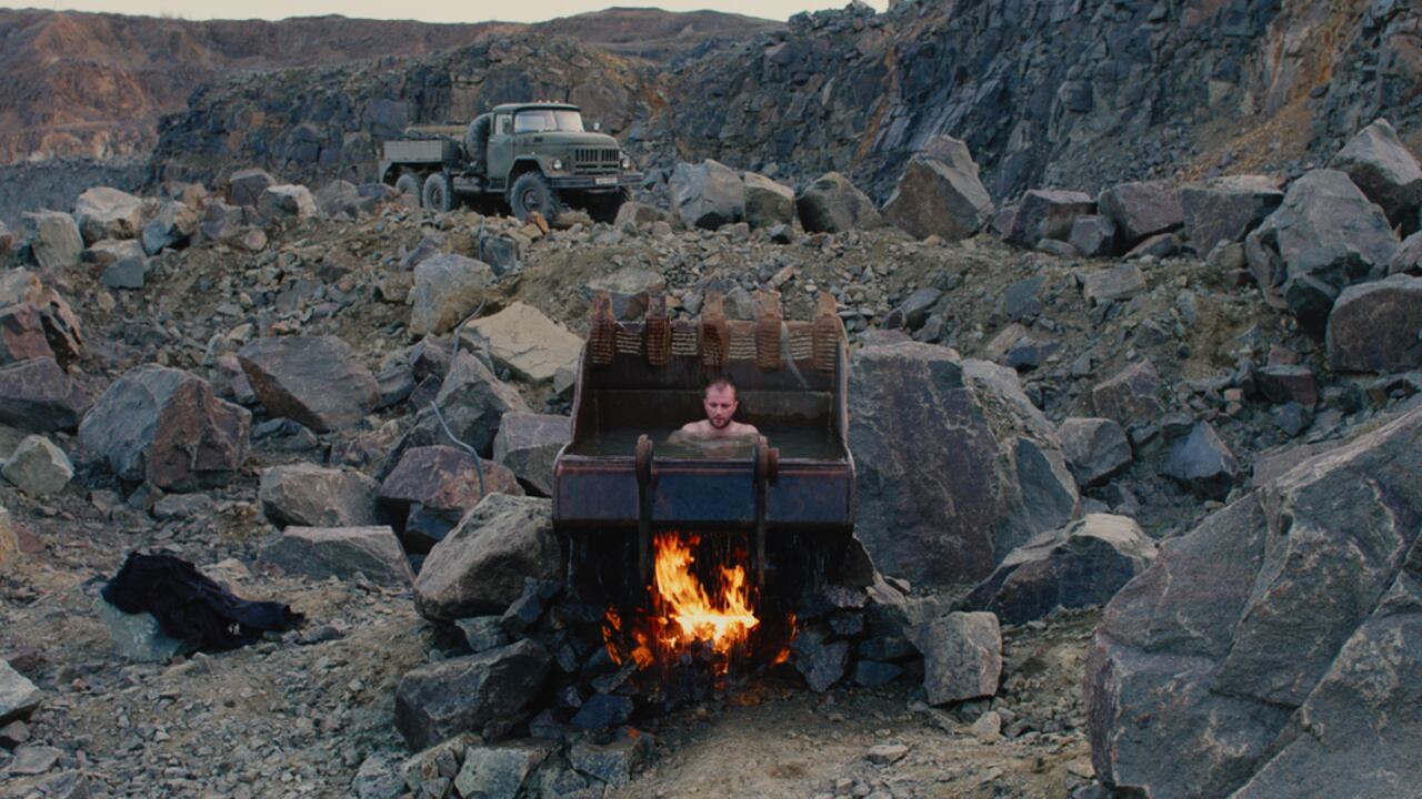 La gravedad de "Atlantis" no es menor, pero la película también se permite momentos de humor. 