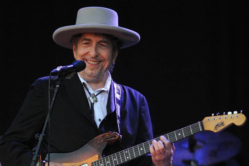 Bob Dylan fue demandado en la corte de Nueva York por una mujer que lo acusa de haber abusado sexualmente de ella.