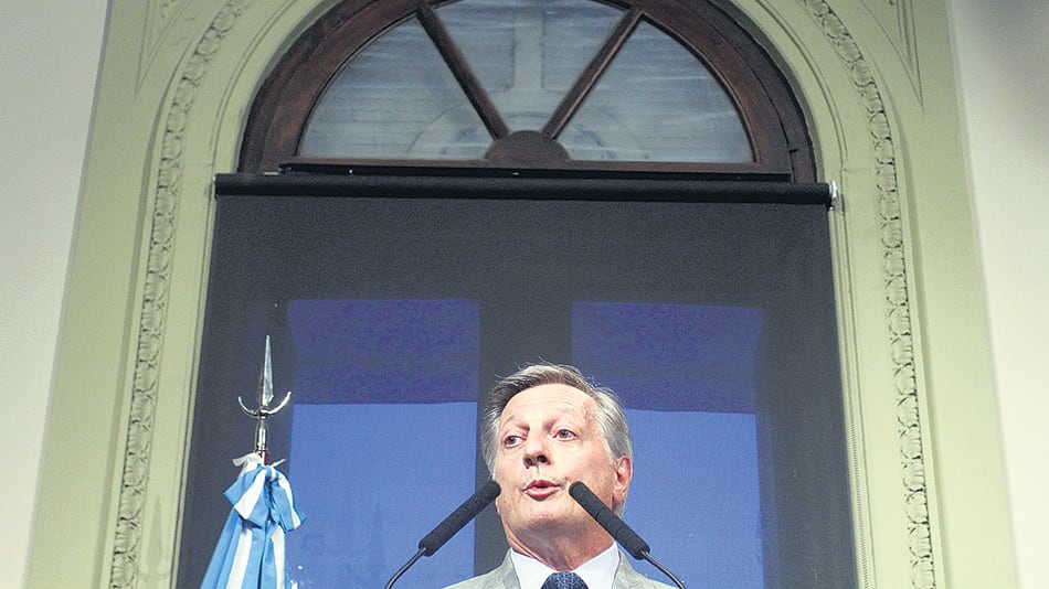 Juan José Aranguren, ministro de Energía, ex titular de Shell y un largo recorrido oculto entre islas.