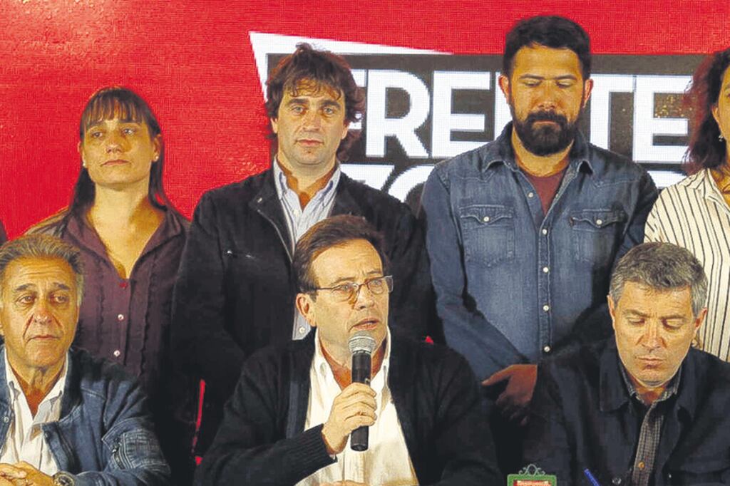 Los dirigentes del FIT rechazaron que el Gobierno tuviera desde ayer “un cheque en blanco”.