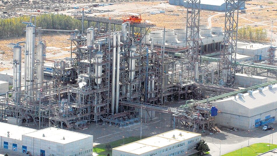 PIAP produce agua pesada para centrales nucleares.