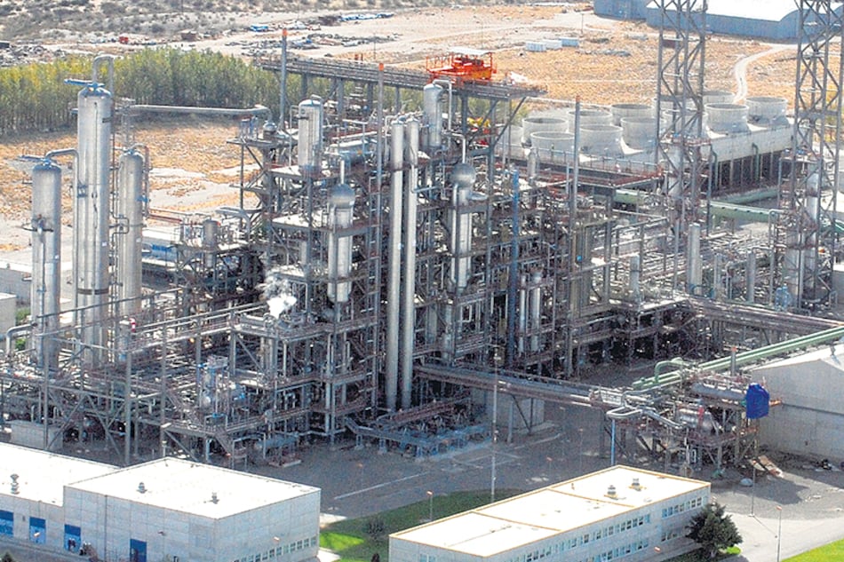 PIAP produce agua pesada para centrales nucleares.