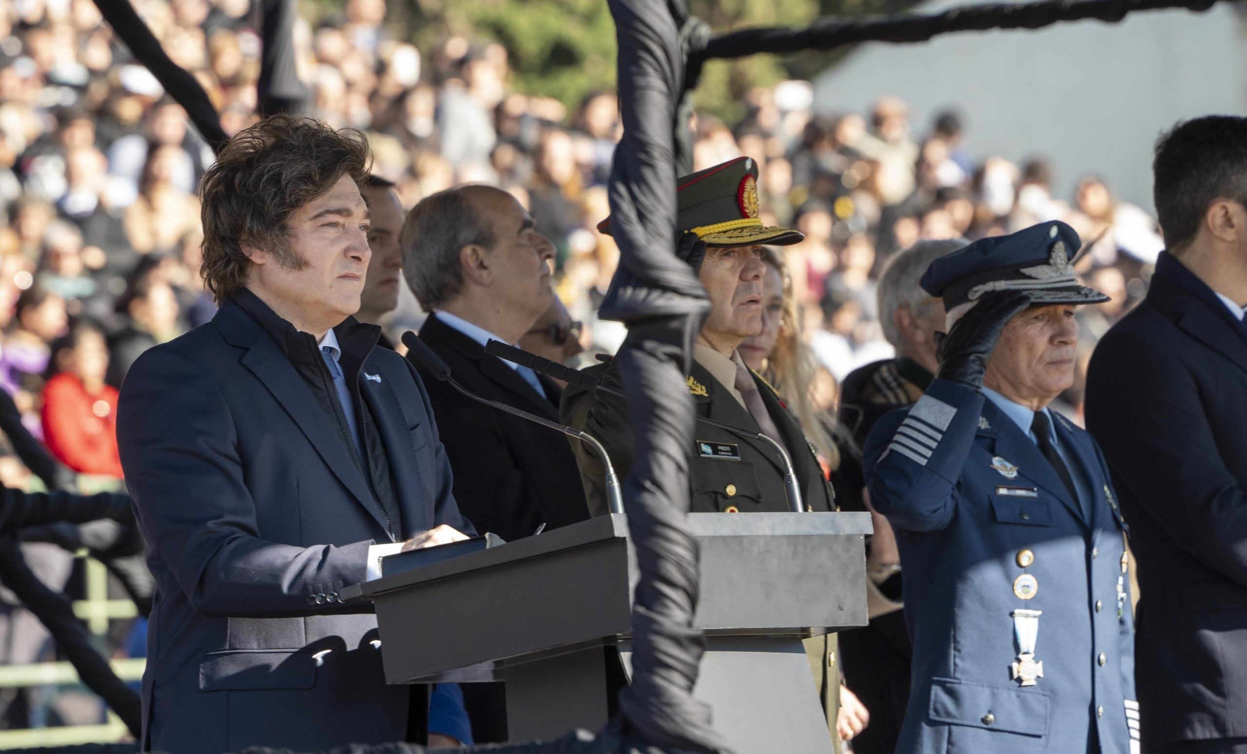El presidente Javier Milei le tomó juramento a integrantes de las Fuerzas Armadas. 