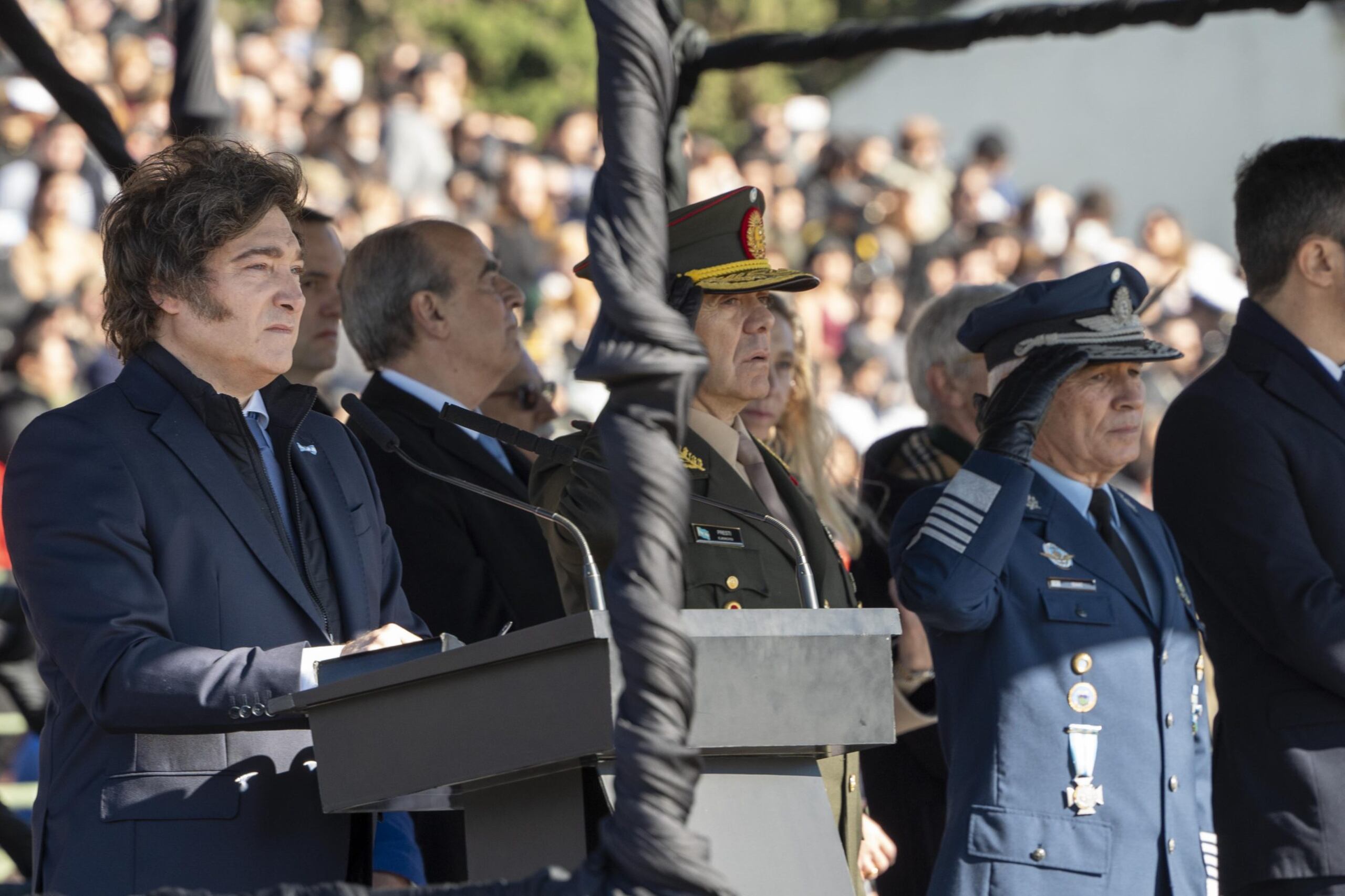 El presidente Javier Milei le tomó juramento a integrantes de las Fuerzas Armadas.