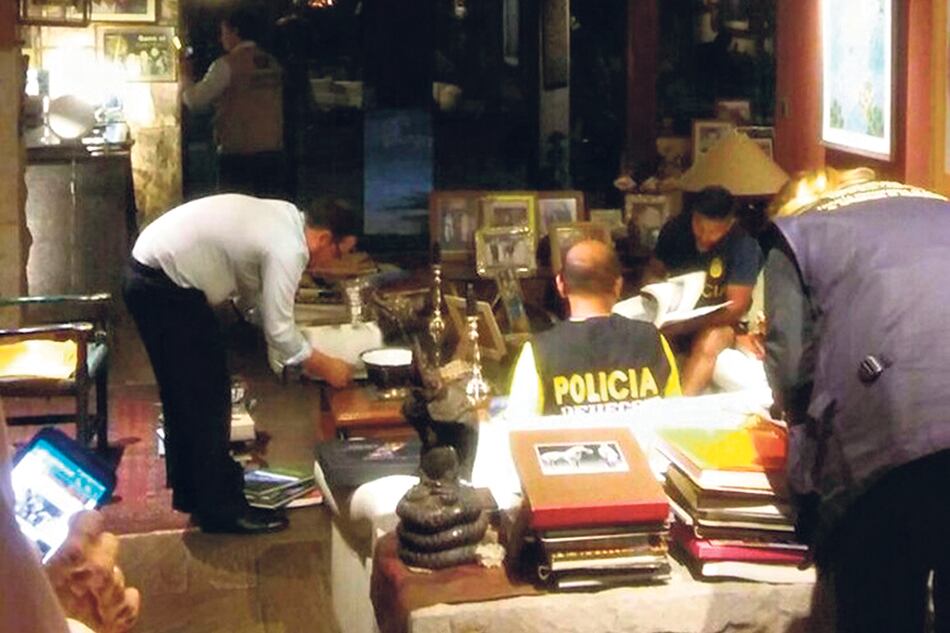 Allanan la casa de Toledo, quien dijo ser víctima de “una venganza” y “un linchamiento” de sus enemigos políticos.