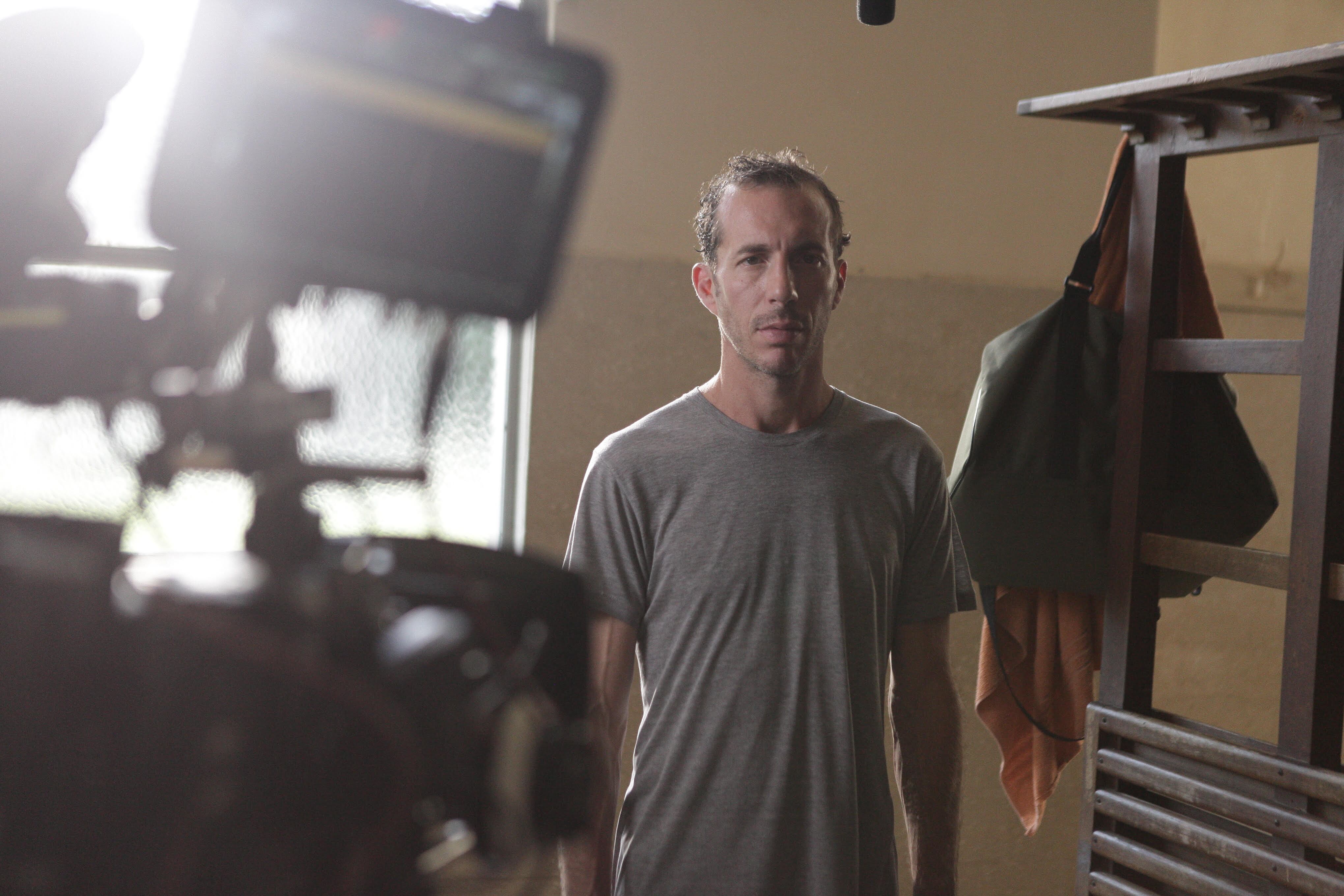 "Manual de supervivencia" es la primera serie original de Movistar producida en Argentina.