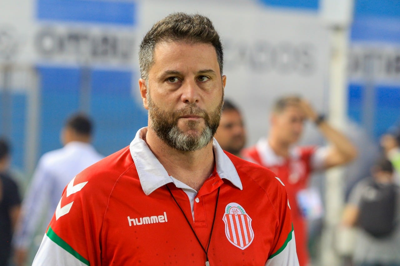 Rodolfo De Paoli y su Barracas Central se prueban en Primera