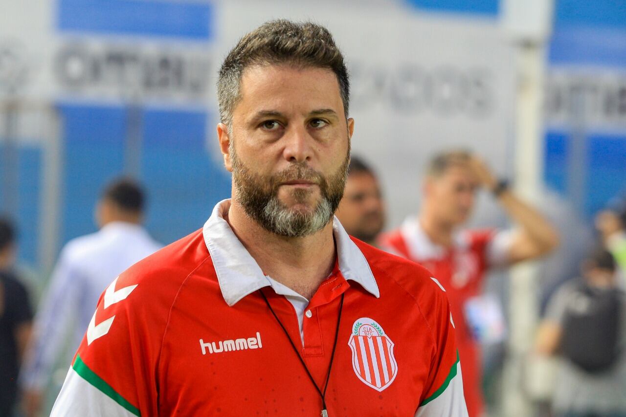 Rodolfo De Paoli y su Barracas Central se prueban en Primera