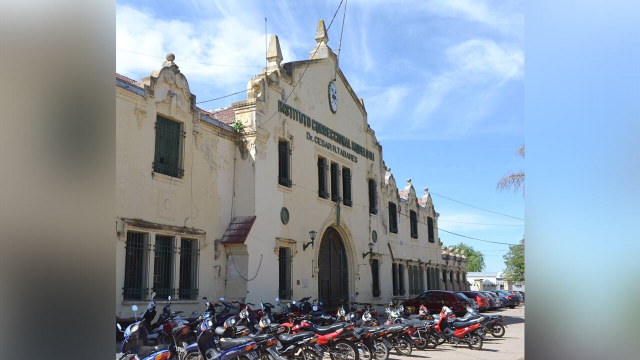 El penal de Coronda se convirtió en la escena del crimen.