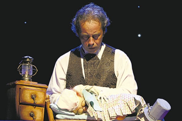 Curci nació en Uruguay, se formó en la Argentina y vive en San Pablo desde 2007.