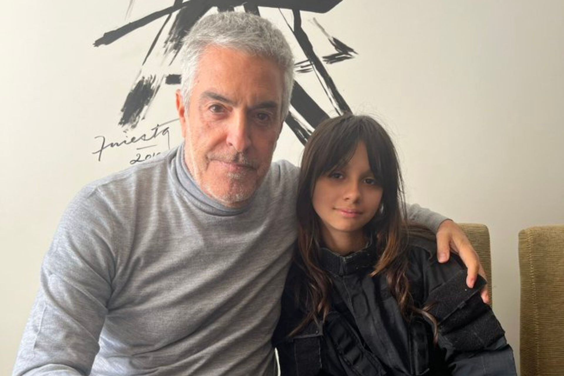 Gregorio Dalbon representa a la nena gaseada por la policía de Bullrich