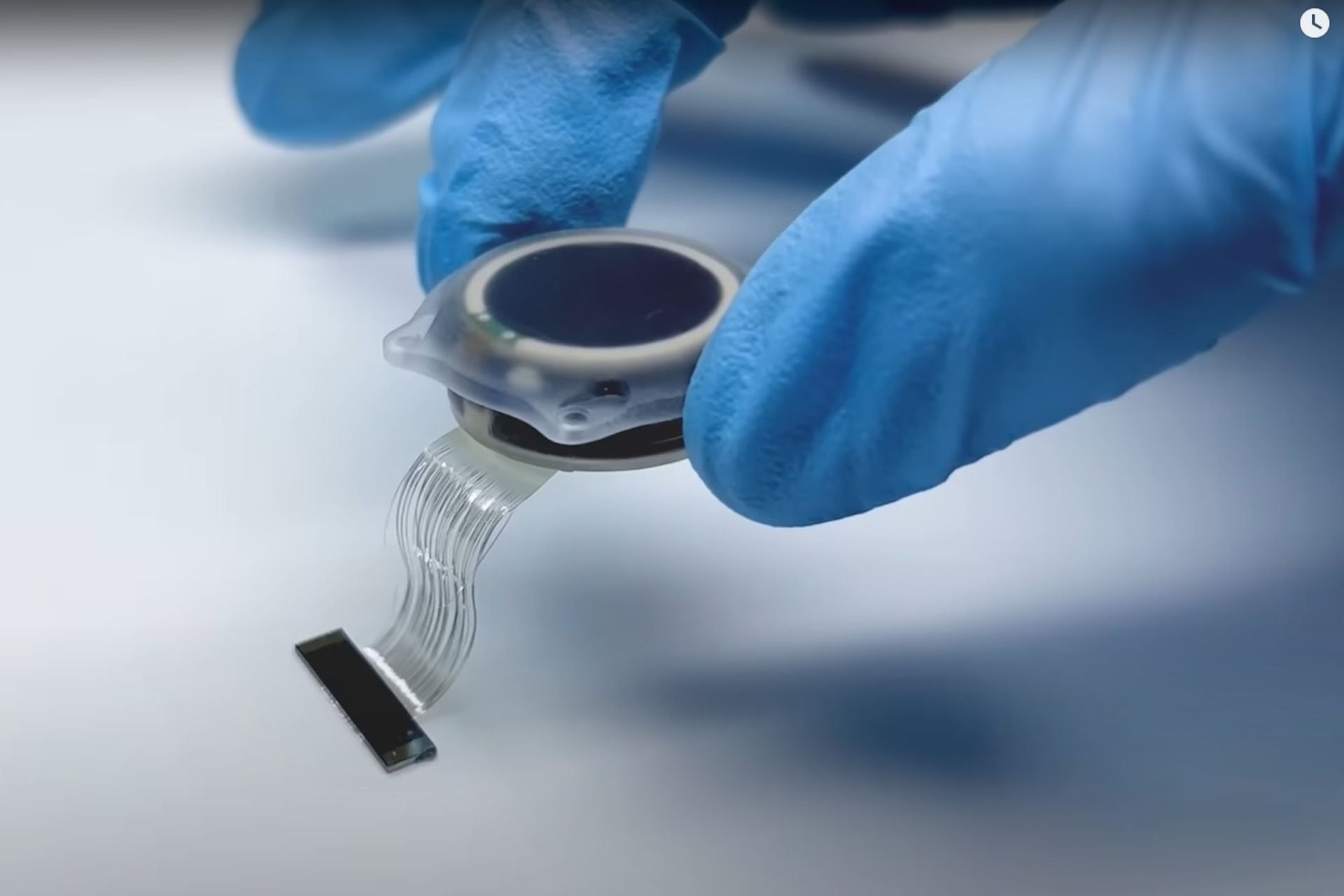 Implante cerebral de Neuralink