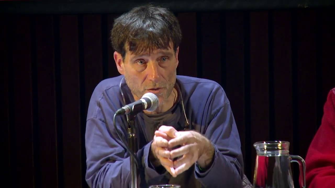 Paco Oliveira, cura párroco de la Isla Maciel, no sabe cuál será su destino.