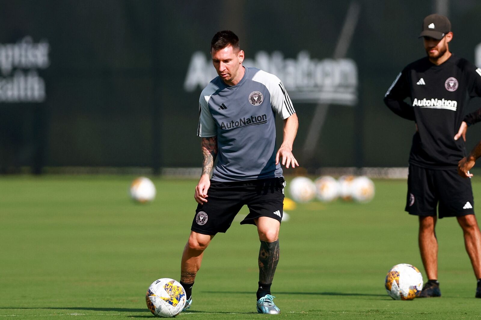 Messi se entrenó con normalidad este martes pero...
