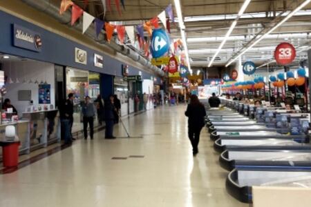 La paritaria salarial de los empleados de comercio busca compensar los efectos de la inflación durante el tercer trimestre del año.