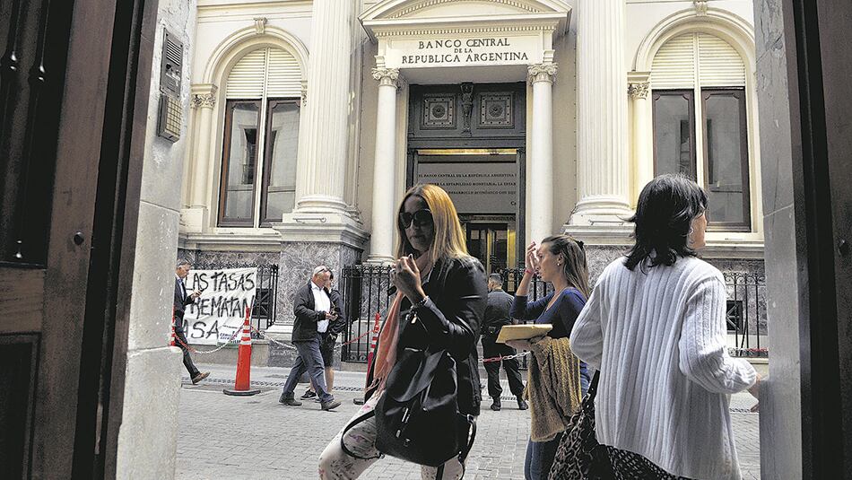 El proyecto de Carta Orgánica del BC limita la capacidad de intervención de la entidad monetaria.